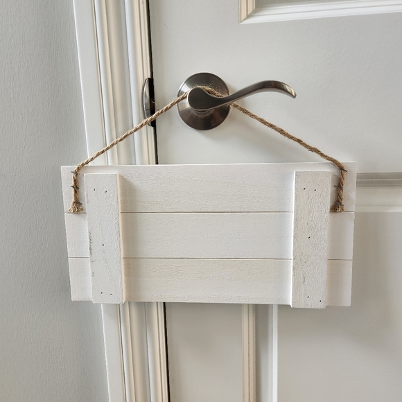 Laundry Sign - Picture 4 of 5